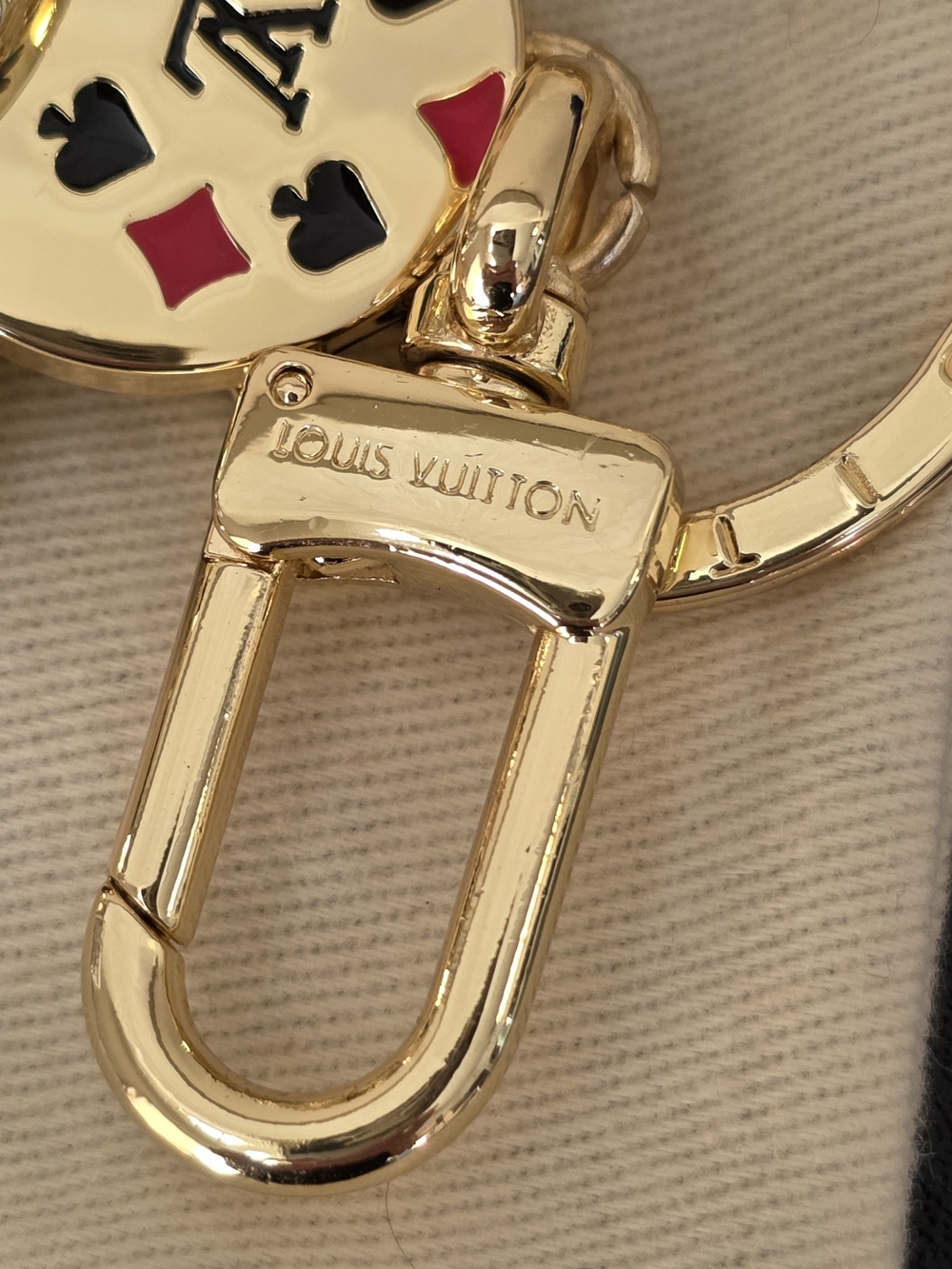 Louis Vuitton Vivienne Casino Collector’s Piece Bag Charm Key Holder Black Gold - Picture 10 of 11